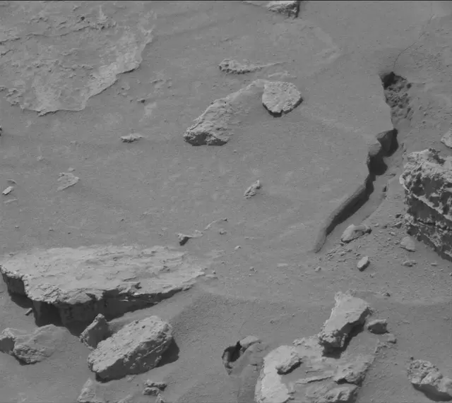 Sol 3099: Mast Camera (Mastcam)
