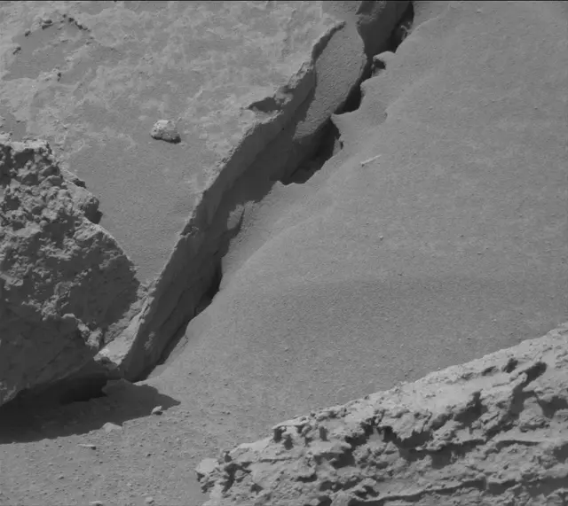 Sol 3099: Mast Camera (Mastcam)
