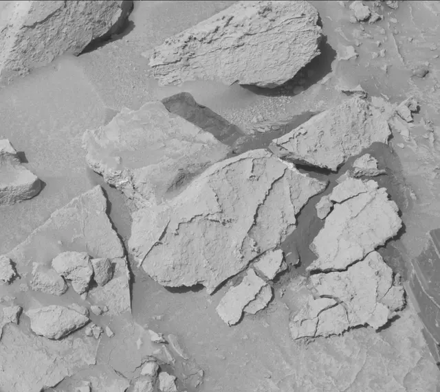 Sol 3101: Mast Camera (Mastcam)