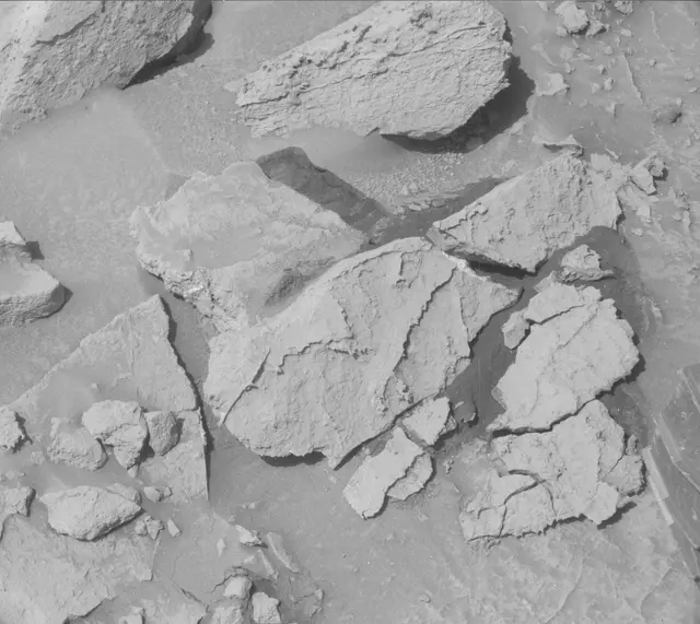 Sol 3101: Mast Camera (Mastcam)