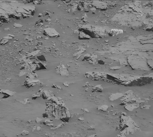 Sol 3101: Mast Camera (Mastcam)