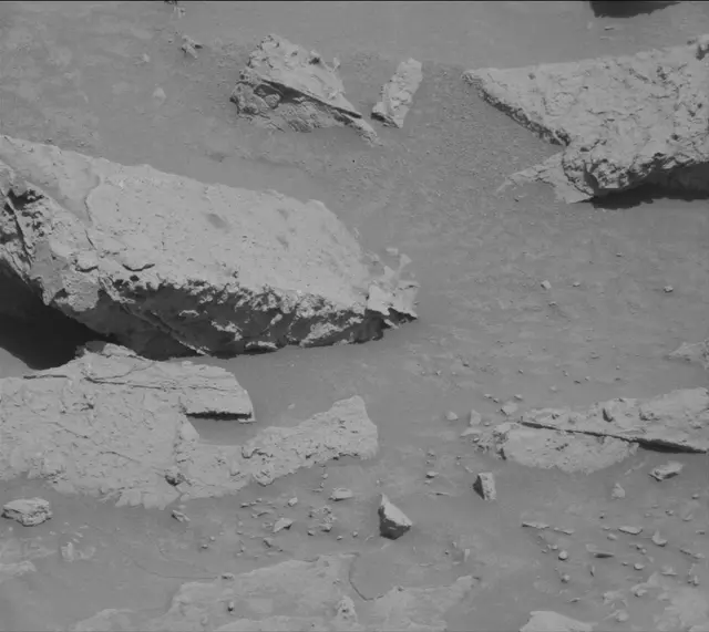 Sol 3101: Mast Camera (Mastcam)