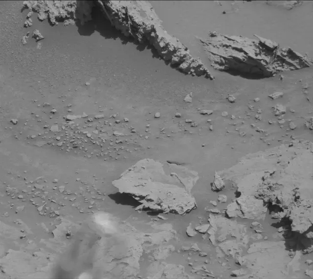 Sol 3101: Mast Camera (Mastcam)
