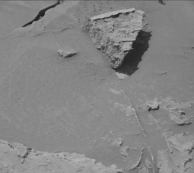 Sol 3102: Mast Camera (Mastcam)
