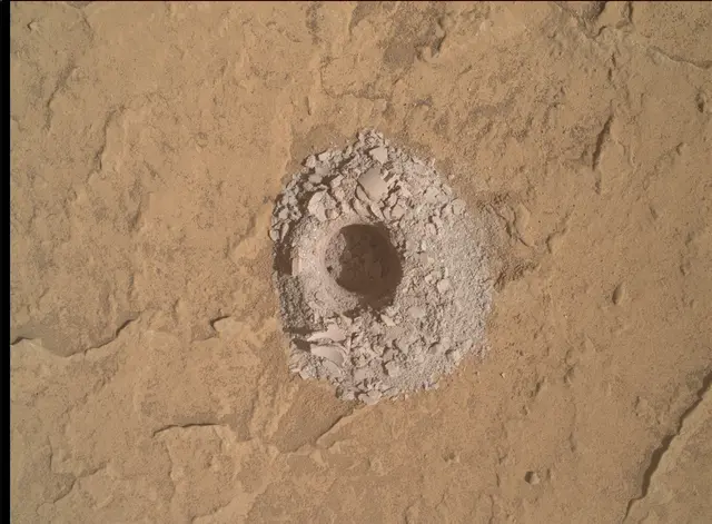 Sol 3102: Mars Hand Lens Imager (MAHLI)