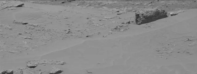 Sol 3103: Mast Camera (Mastcam)