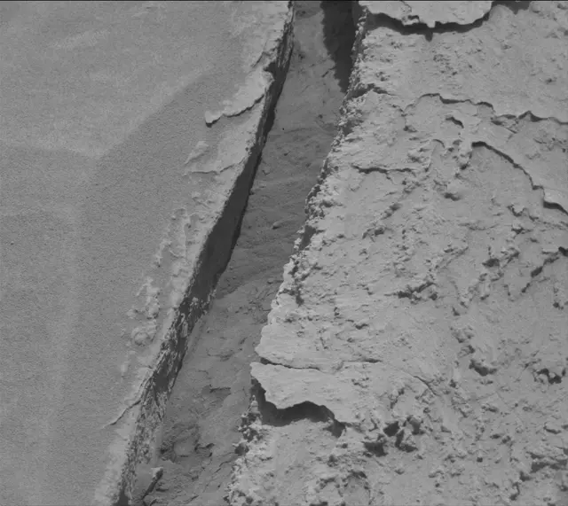 Sol 3103: Mast Camera (Mastcam)