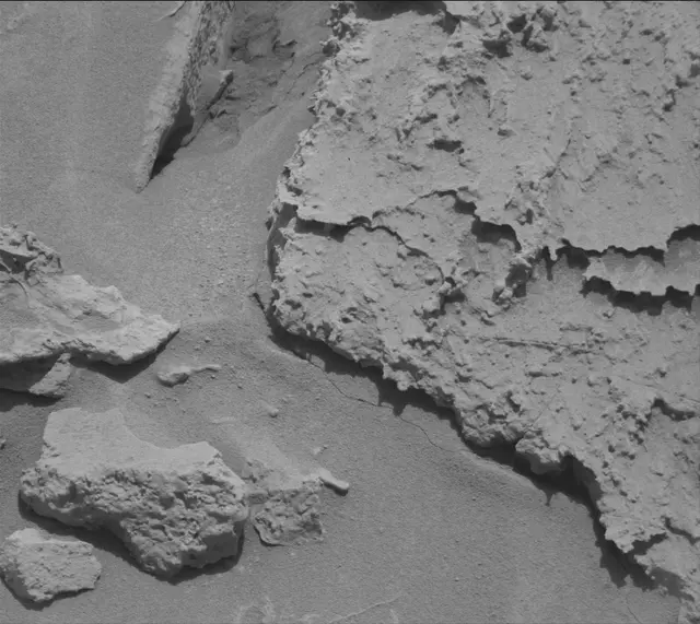 Sol 3103: Mast Camera (Mastcam)