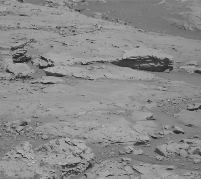 Sol 3103: Mast Camera (Mastcam)