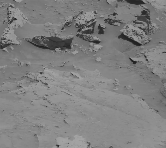 Sol 3103: Mast Camera (Mastcam)