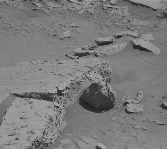 Sol 3103: Mast Camera (Mastcam)