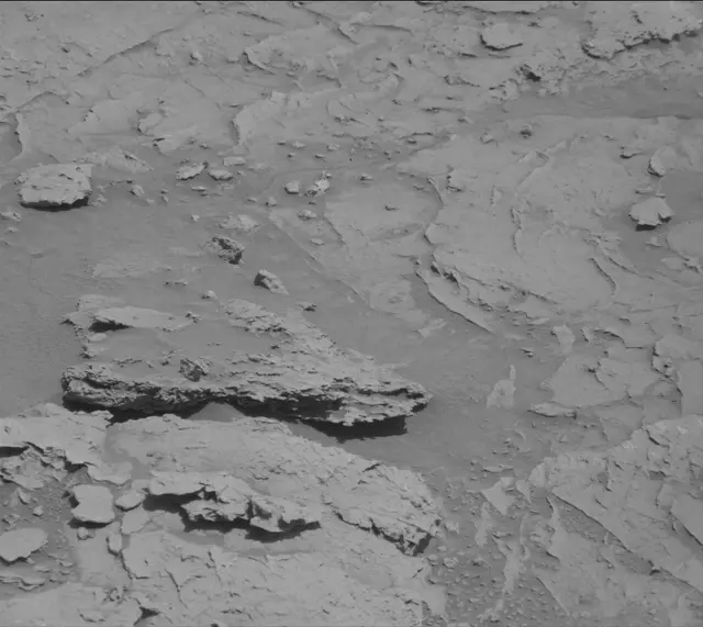 Sol 3103: Mast Camera (Mastcam)