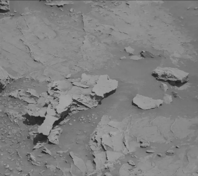 Sol 3103: Mast Camera (Mastcam)