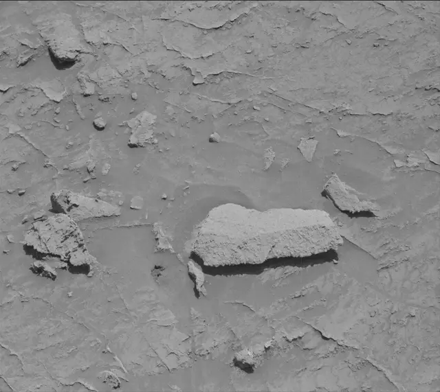 Sol 3104: Mast Camera (Mastcam)