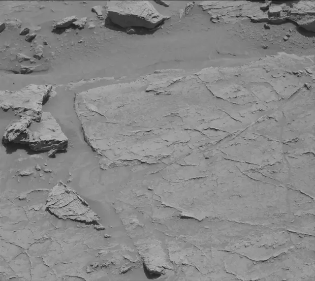 Sol 3104: Mast Camera (Mastcam)