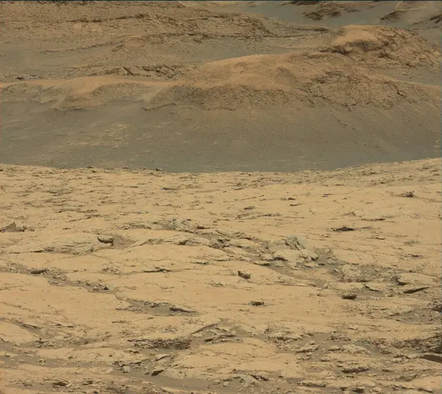 Sol 3104: Mast Camera (Mastcam)
