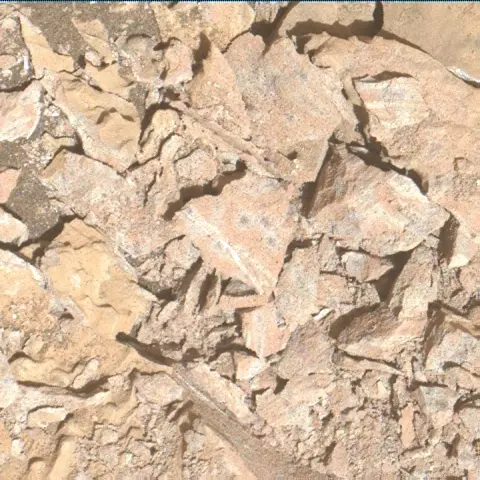 Sol 3110: Mars Hand Lens Imager (MAHLI)