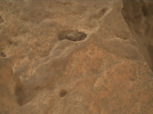 Sol 3112: Mars Hand Lens Imager (MAHLI)