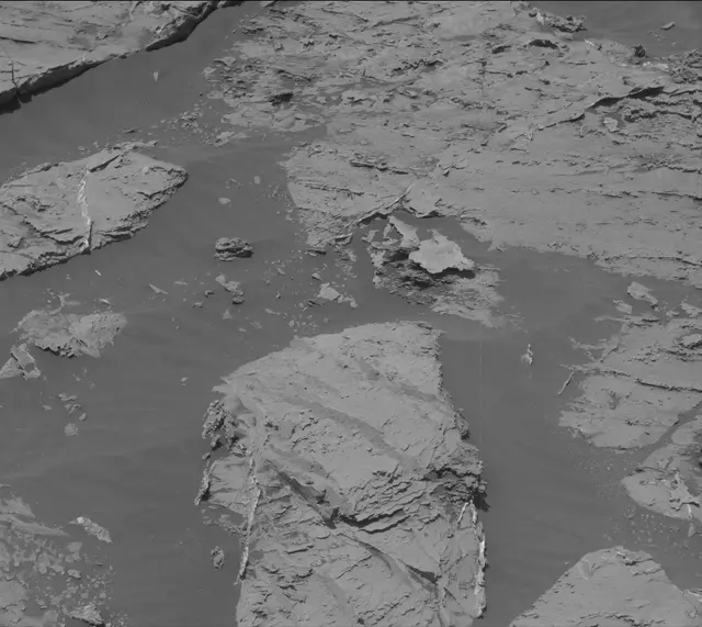 Sol 3113: Mast Camera (Mastcam)