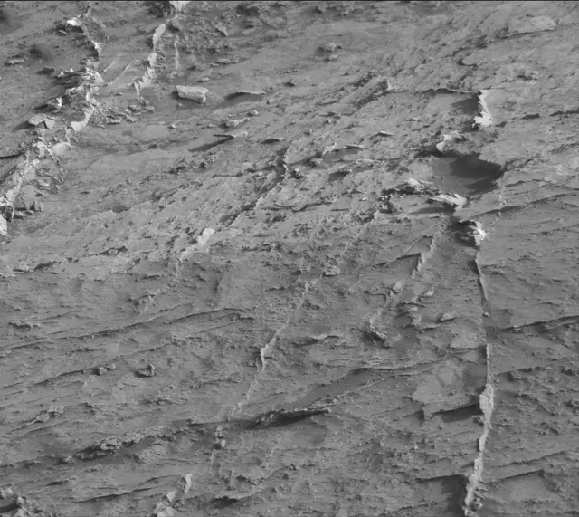 Sol 3113: Mast Camera (Mastcam)