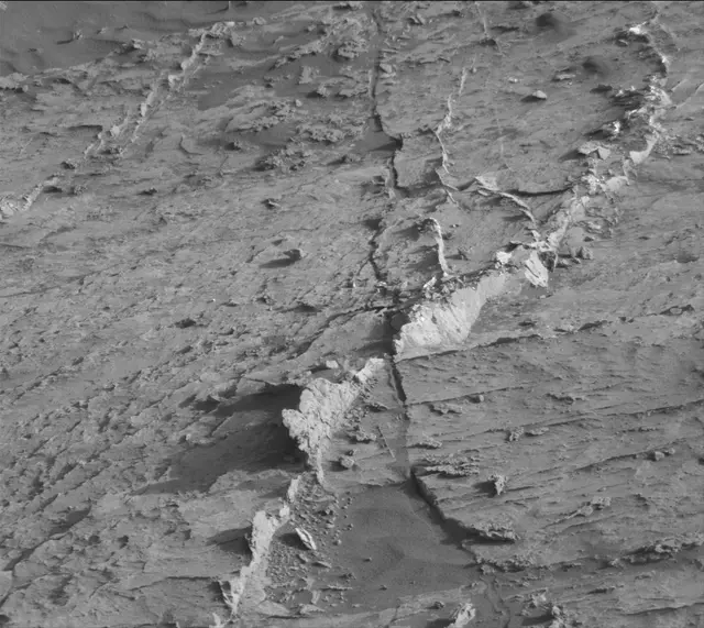 Sol 3113: Mast Camera (Mastcam)