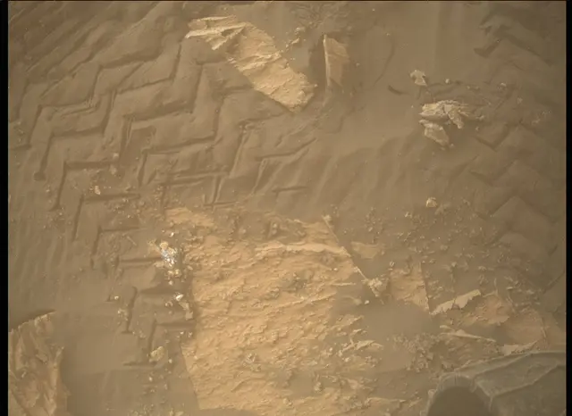 Sol 3113: Mars Descent Imager (MARDI)