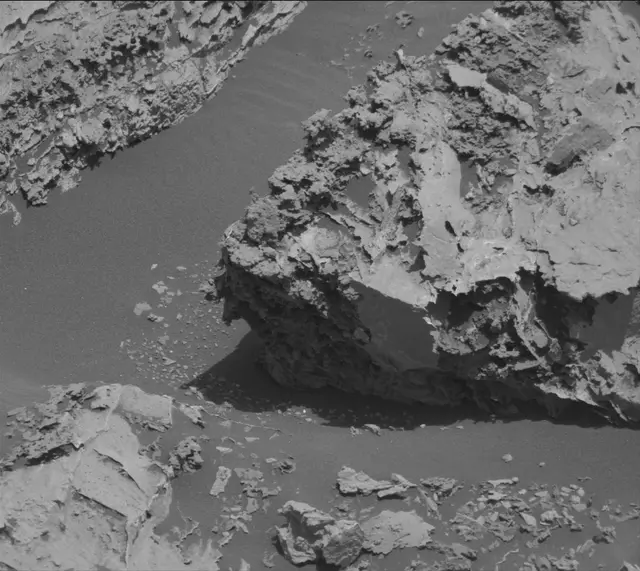 Sol 3115: Mast Camera (Mastcam)