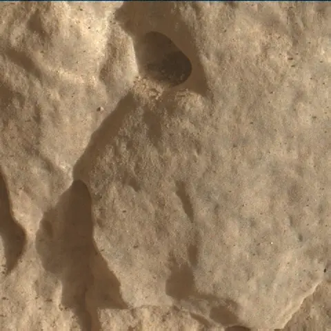 Sol 3115: Mars Hand Lens Imager (MAHLI)