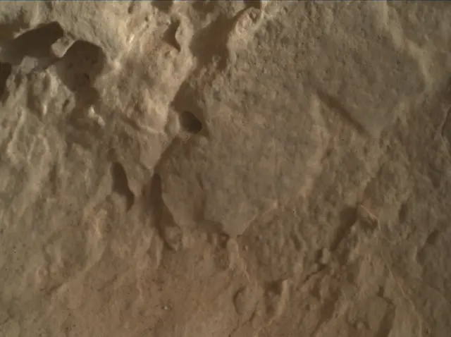 Sol 3115: Mars Hand Lens Imager (MAHLI)