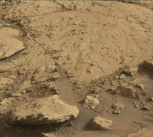 Sol 3117: Mast Camera (Mastcam)