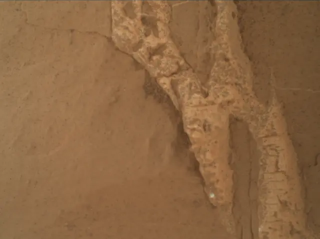 Sol 3117: Mars Hand Lens Imager (MAHLI)