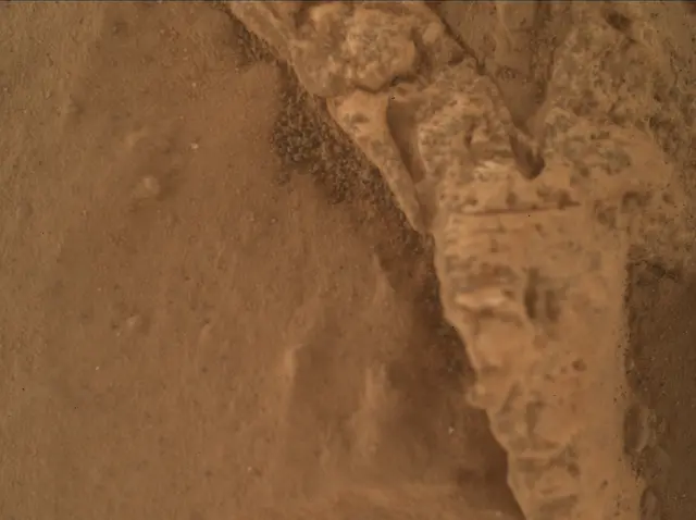 Sol 3117: Mars Hand Lens Imager (MAHLI)