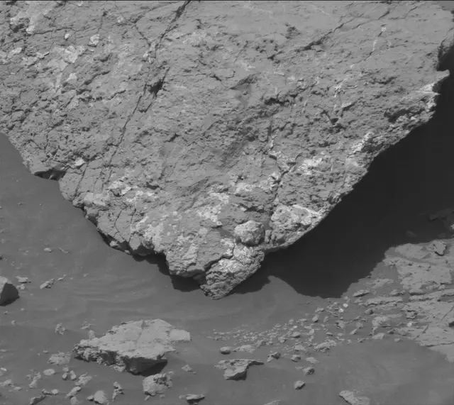 Sol 3119: Mast Camera (Mastcam)
