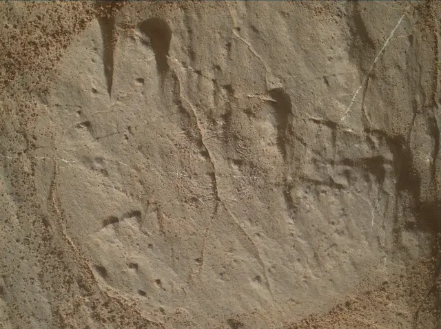 Sol 3119: Mars Hand Lens Imager (MAHLI)