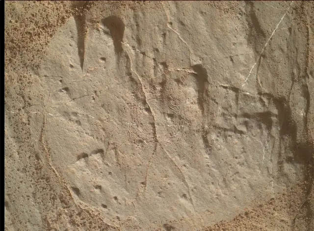 Sol 3119: Mars Hand Lens Imager (MAHLI)