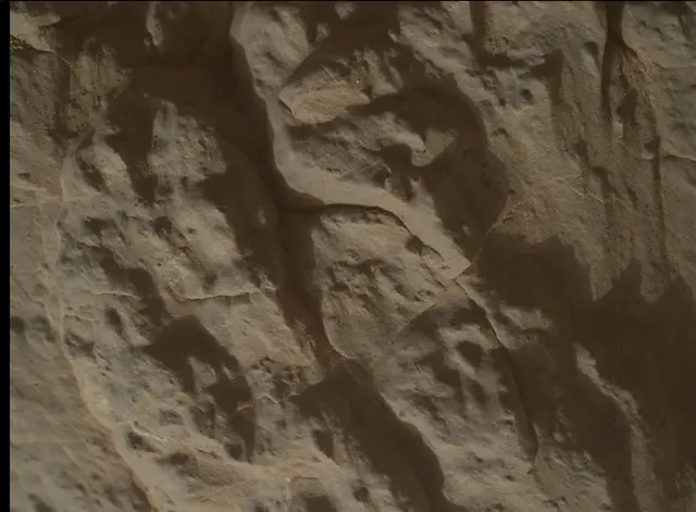 Sol 3119: Mars Hand Lens Imager (MAHLI)