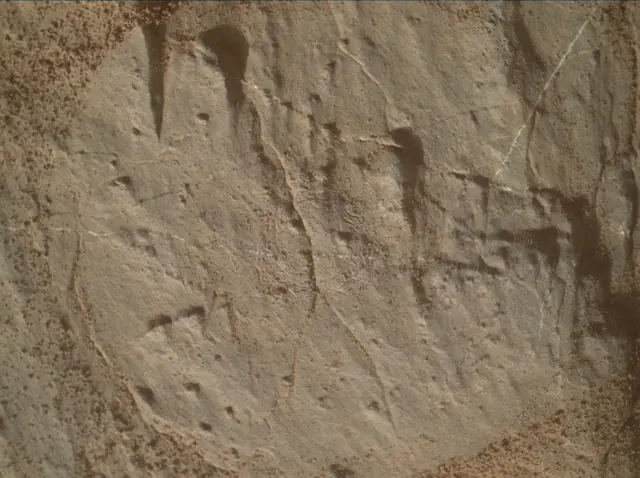 Sol 3119: Mars Hand Lens Imager (MAHLI)