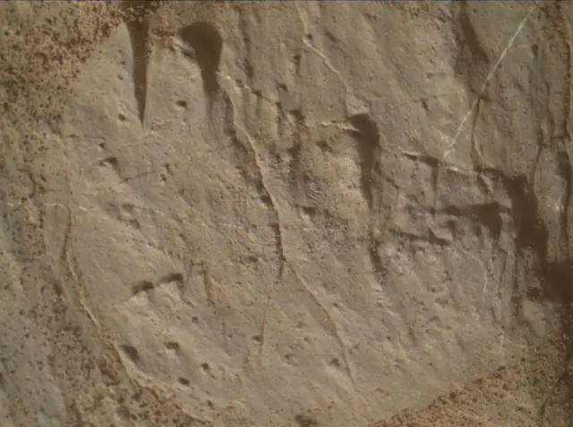 Sol 3119: Mars Hand Lens Imager (MAHLI)