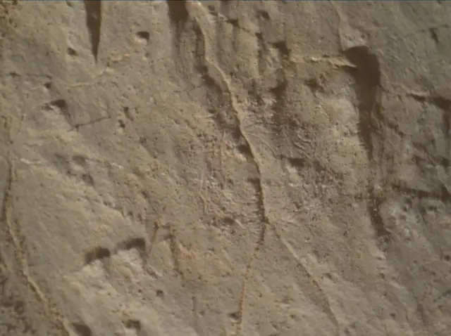 Sol 3119: Mars Hand Lens Imager (MAHLI)