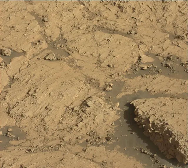 Sol 3122: Mast Camera (Mastcam)
