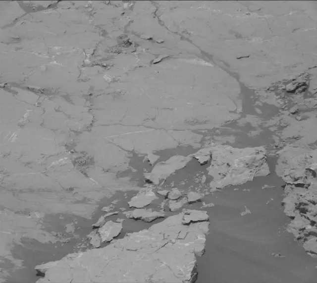 Sol 3122: Mast Camera (Mastcam)