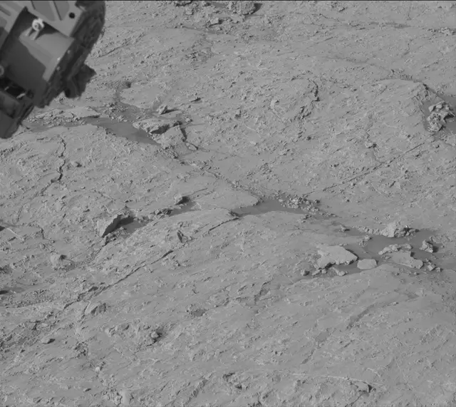 Sol 3125: Mast Camera (Mastcam)