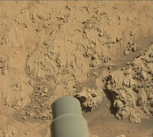 Sol 3136: Mast Camera (Mastcam)