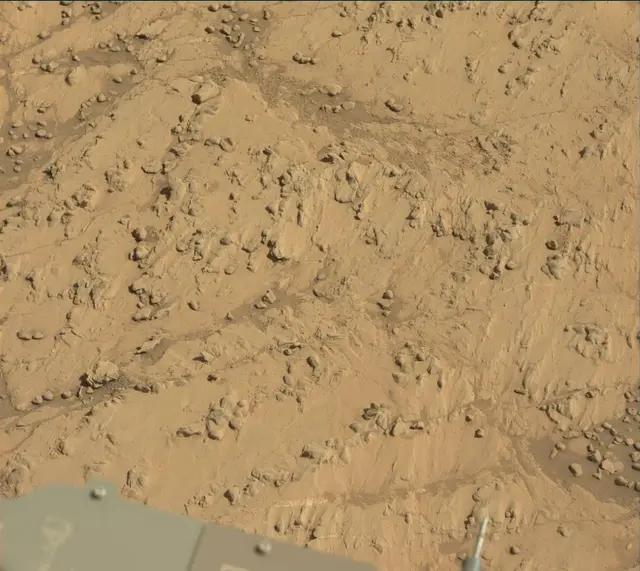 Sol 3136: Mast Camera (Mastcam)
