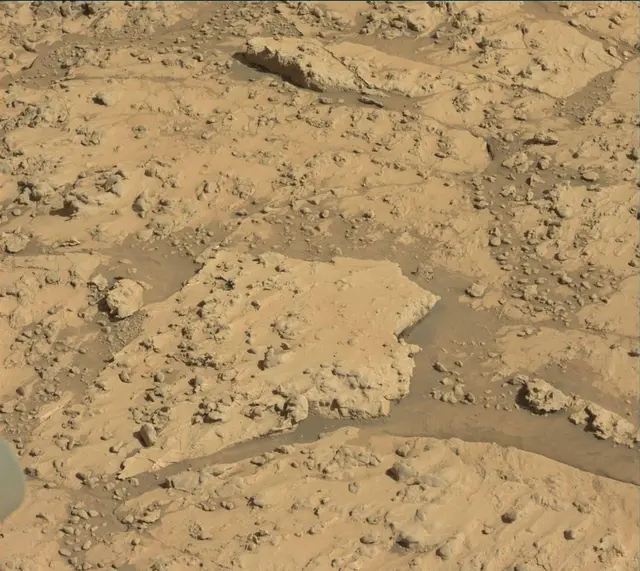 Sol 3136: Mast Camera (Mastcam)