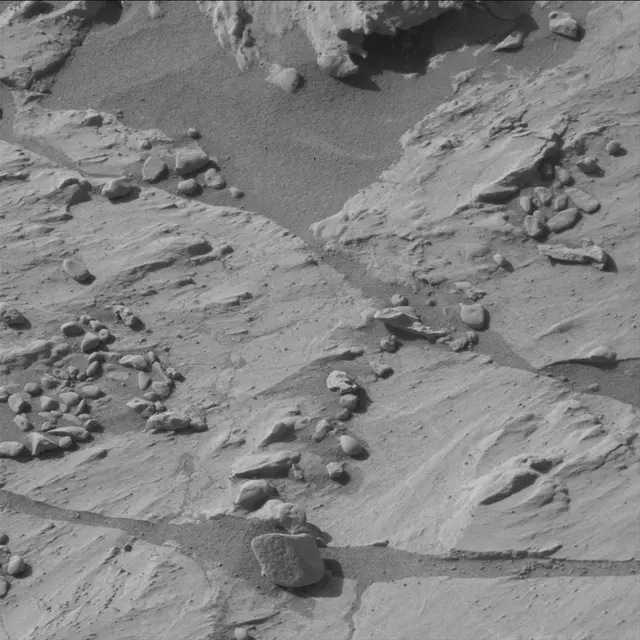 Sol 3136: Mast Camera (Mastcam)
