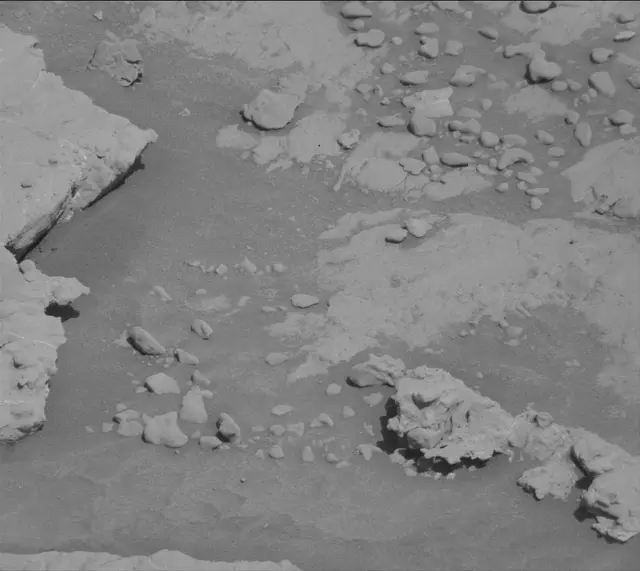 Sol 3137: Mast Camera (Mastcam)