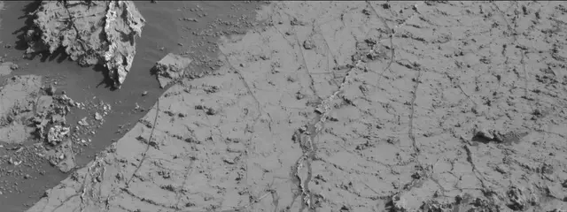 Sol 3139: Mast Camera (Mastcam)