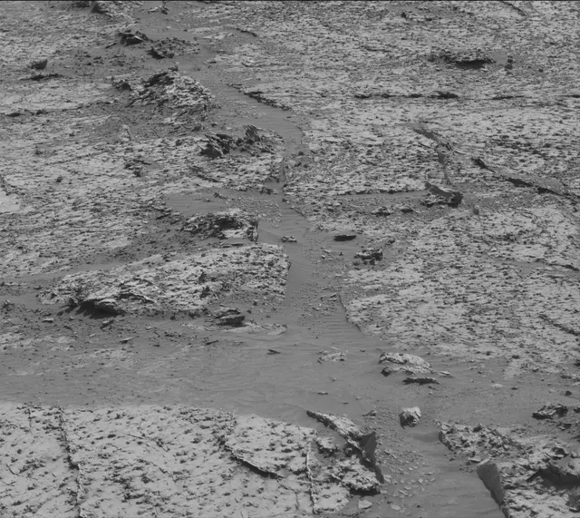 Sol 3139: Mast Camera (Mastcam)