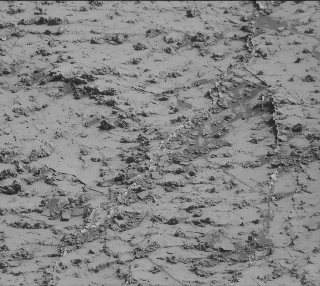 Sol 3139: Mast Camera (Mastcam)